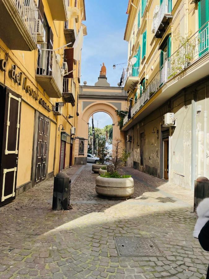 カステッランマーレ・ディ・スタービア La Casa Di Nonna Cristinaヴィラ エクステリア 写真